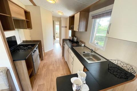 2 bedroom static caravan for sale, Trevella Holiday Park