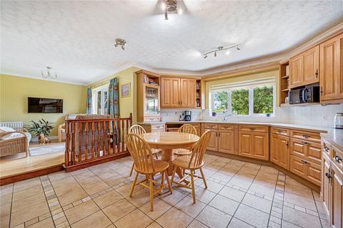 4 bedroom detached house for sale, Howcroft Gardens, Wakefield, West Yorkshire