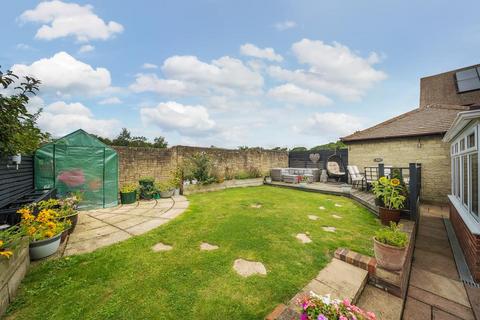 4 bedroom detached house for sale, Witney,  Oxfordshire,  OX28