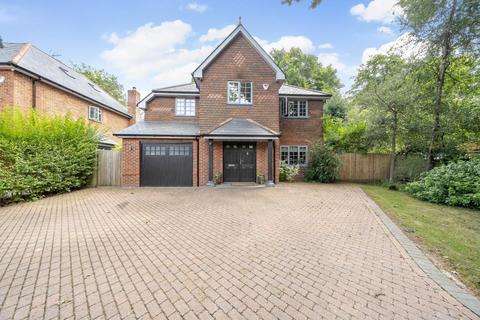 4 bedroom detached house for sale, Fleet,  Hampshire,  GU51