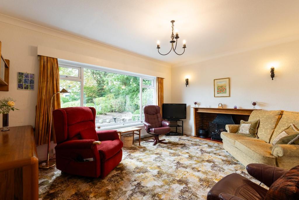 Living room-1.jpg