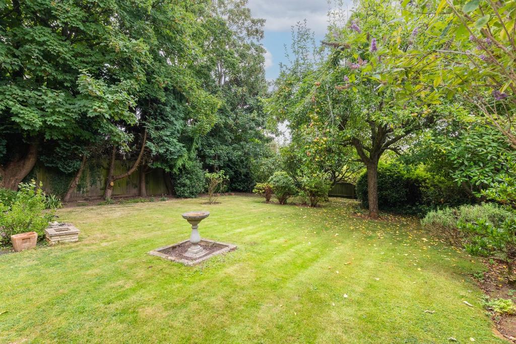 Garden-1.jpg
