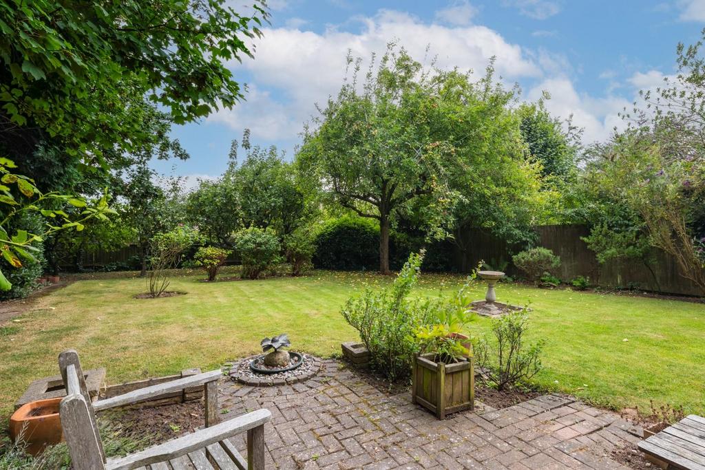 Garden-2.jpg