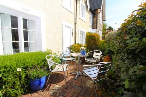 3 bedroom cottage for sale, Church Street, Littlehampton, West Sussex