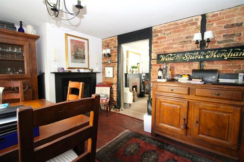 3 bedroom cottage for sale, Church Street, Littlehampton, West Sussex