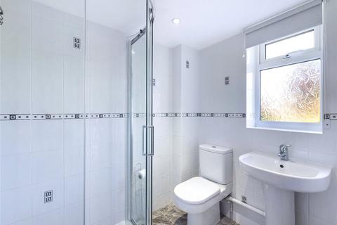 36 Testwood Road, Windsor, SL4 5RW