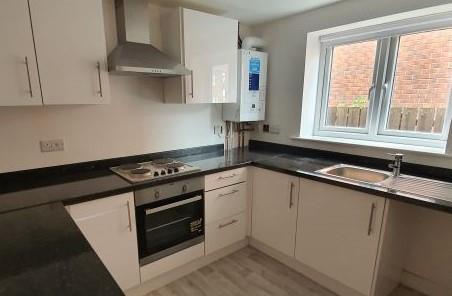Flat 2 - Ktichen new.jpg
