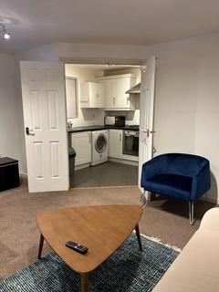 2 bedroom apartment to rent, Deanery Court, Manchester, M8