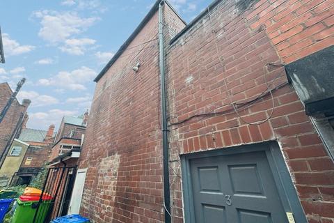 2 bedroom flat to rent, Oldham Street, Hyde, SK14