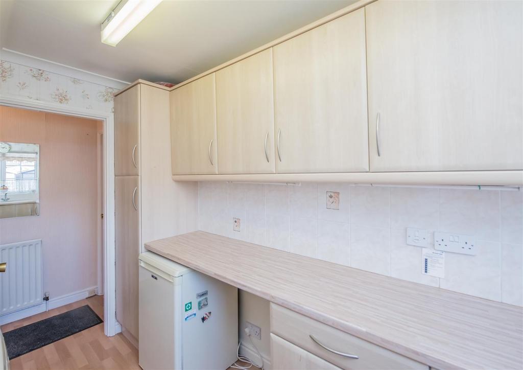 Fitted Kitchen: