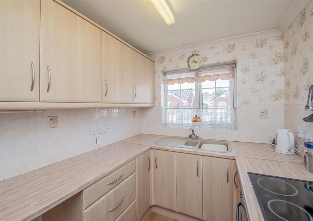 Fitted Kitchen: