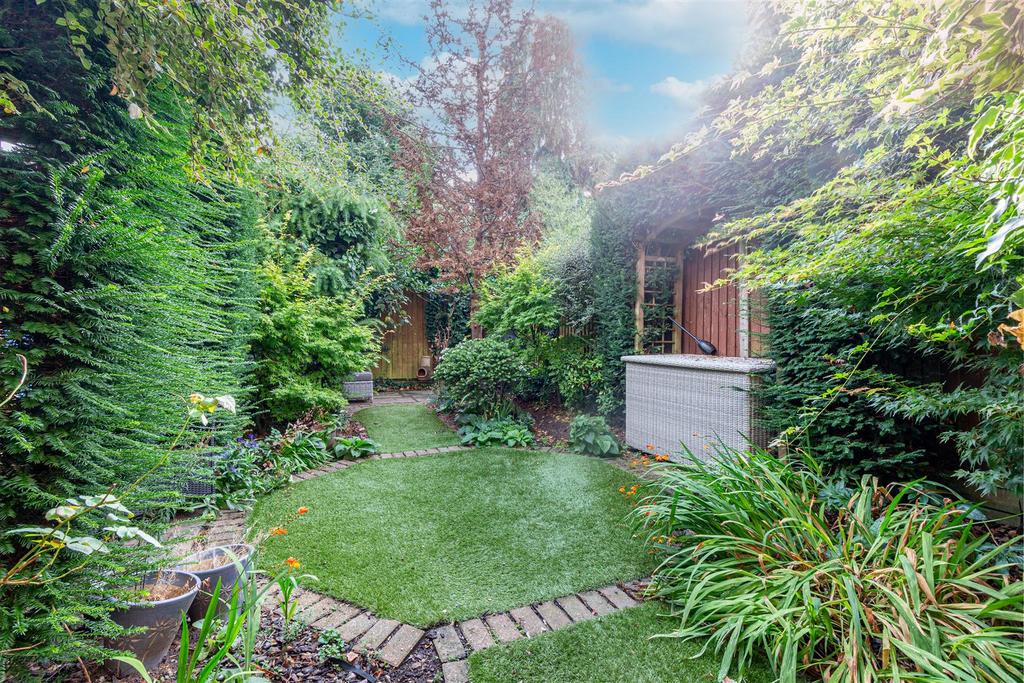 Garden-1.jpg