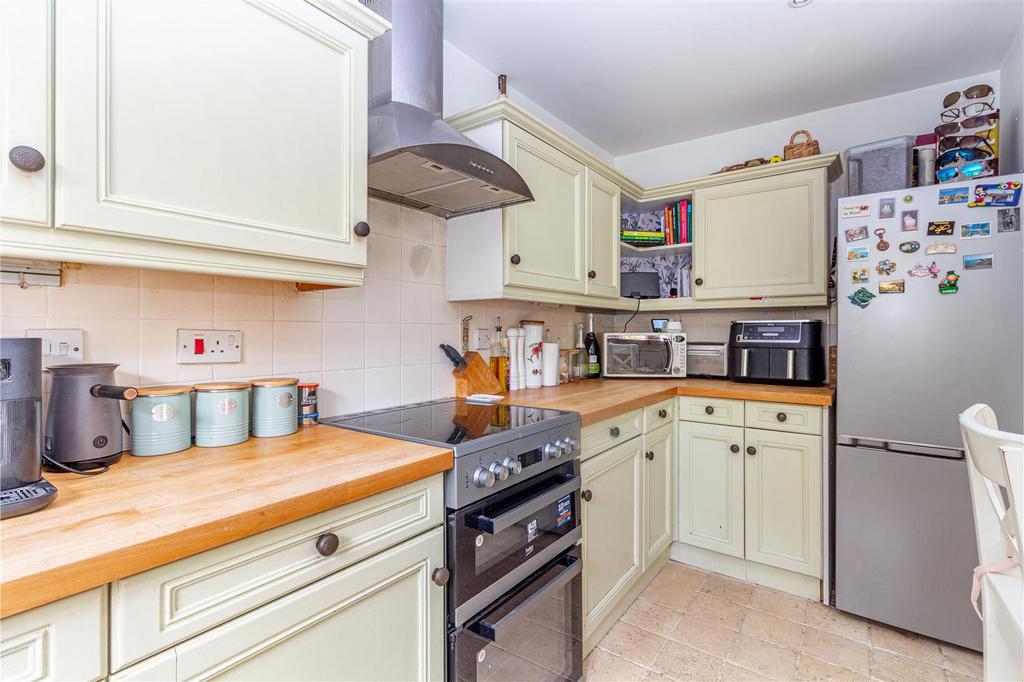 Kitchen-2.jpg