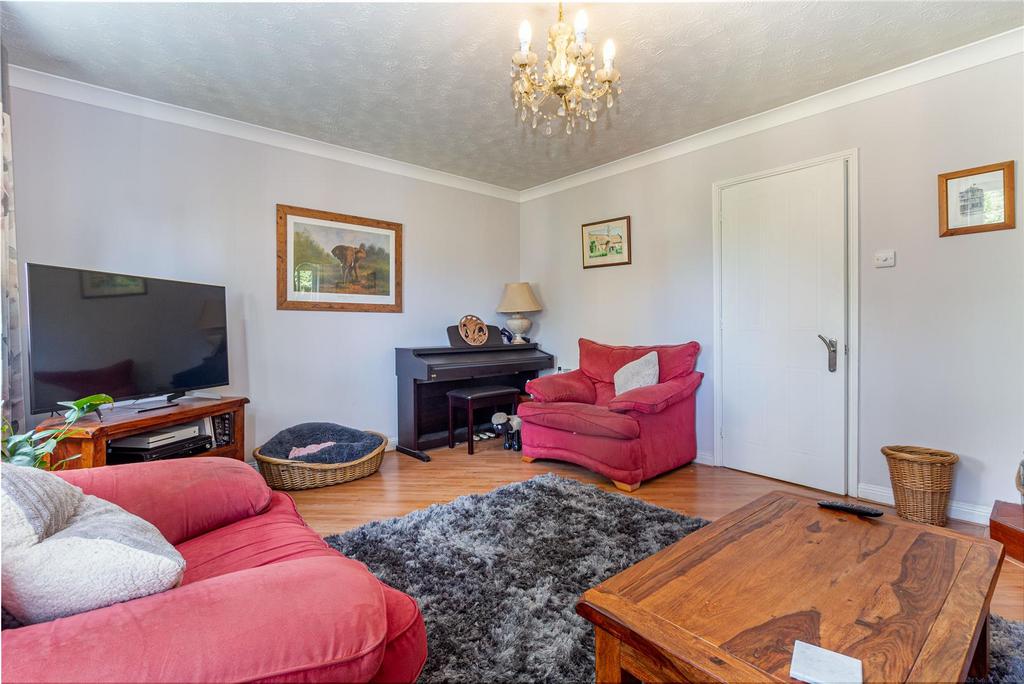 Living-room-4.jpg