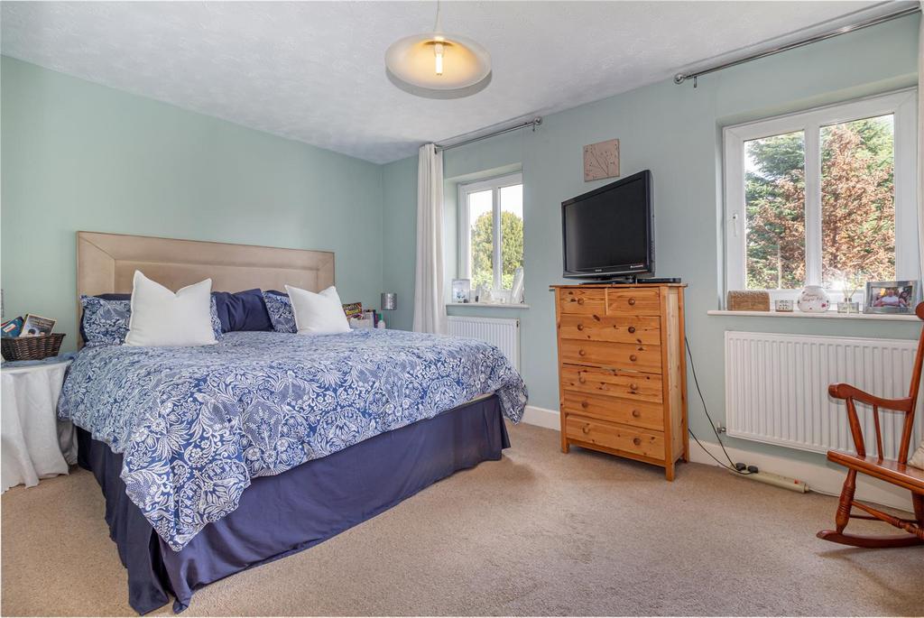 Bedroom-1-3.jpg