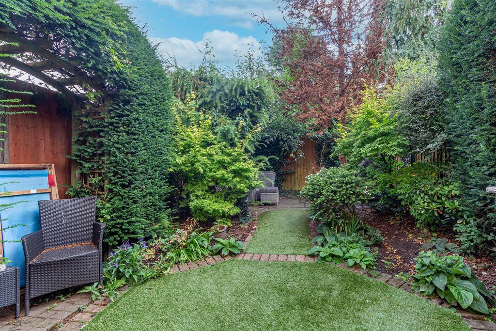 Garden-4.jpg
