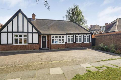 2 bedroom detached bungalow for sale, Stucley Road, Osterley