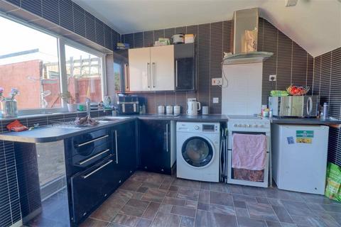 3 bedroom semi-detached house for sale, West Clacton CO15