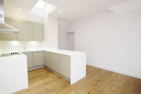 2 bedroom flat to rent, The Bakehouse