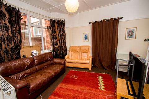 4 bedroom apartment for sale, LARGE MAISONETTE Moordown, Off Bloomfield Ave off