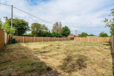 Land for sale, Silfield Road, Wymondham