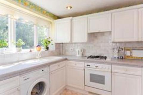 3 bedroom semi-detached house to rent, Mayfly Close, Eastcote HA5