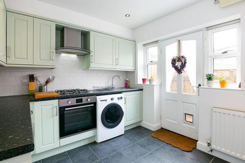 3 bedroom terraced house for sale, Davis Court, Church Lane, Pocklington, York, YO42 2BY