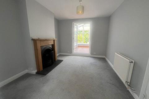 3 bedroom semi-detached house to rent, Oliver Street, Ampthill MK45