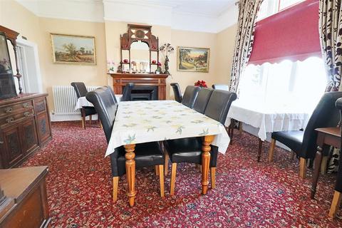 10 bedroom house for sale, Kirkley Cliff Road, Lowestoft