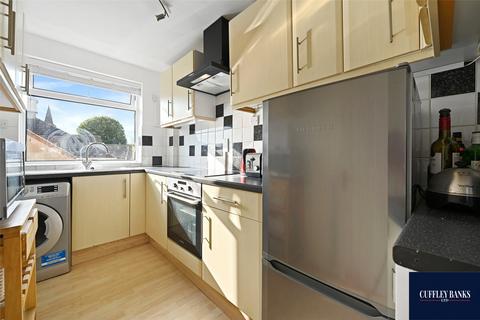 2 bedroom apartment for sale, Cotswold Court, Hodder Drive, Perivale, Middlesex, UB6