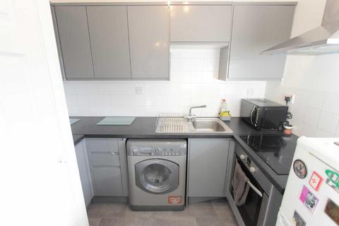 1 bedroom flat to rent, Dalrymple Close, Southgate, London, N14