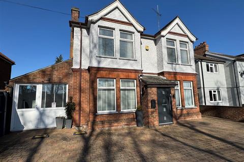 4 bedroom detached house for sale, Foxhall Road, Ipswich IP3