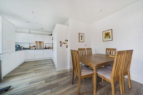 3 bedroom flat for sale, Osiers Road, Wandsworth