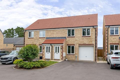 3 bedroom semi-detached house for sale, Holloway Grove, Chippenham