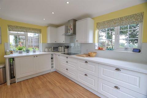 4 bedroom end of terrace house for sale, Gunnislake, Cornwall