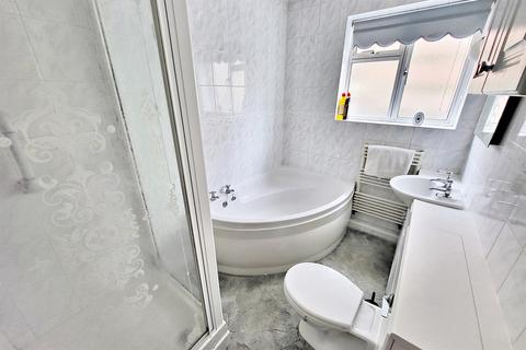 9 Burnham Drive, Bournemouth, BH8 9EX