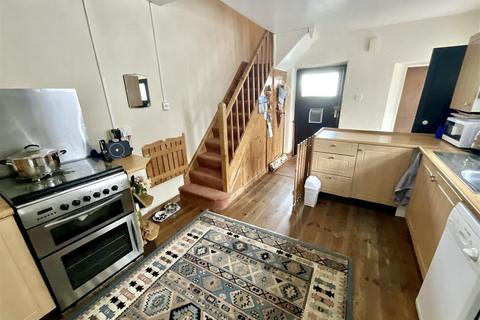 4 bedroom house for sale, 84 Bridge Street, Lampeter