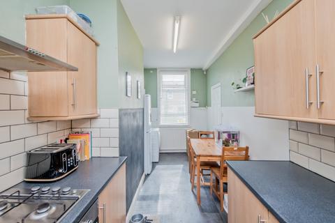 2 bedroom terraced house for sale, Shetcliffe Lane, Tong Street, Bradford, BD4