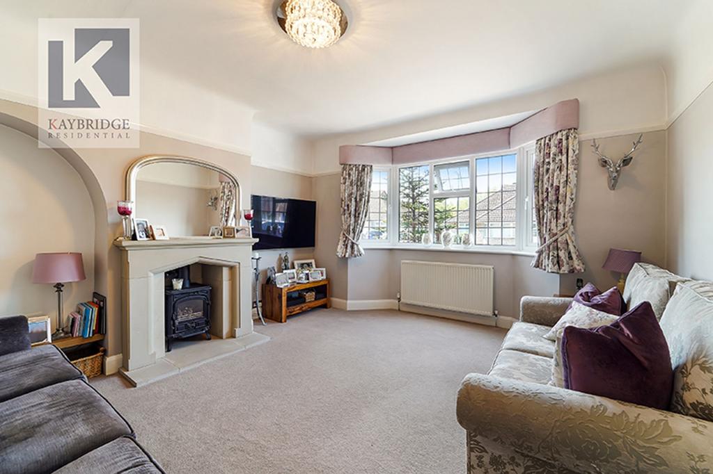 Beaufort Way, Epsom   KT17 2 PS