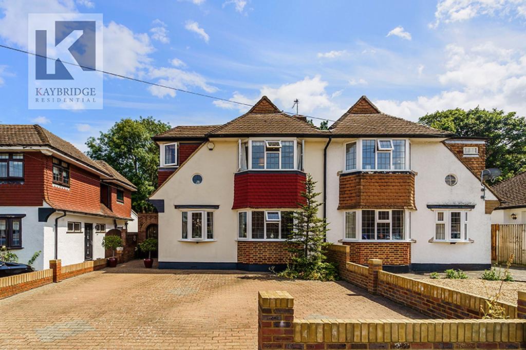 Beaufort Way, Epsom   KT17 2 PS