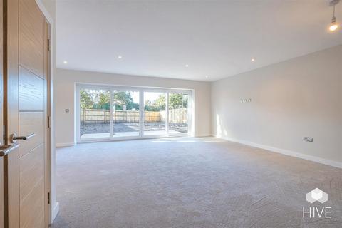 3 bedroom detached house for sale, Linden Road, Ferndown BH22