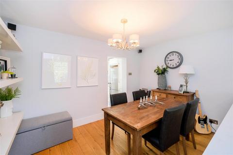 2 bedroom end of terrace house for sale, Baldwins Hill, Loughton