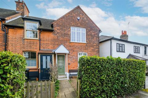 2 bedroom end of terrace house for sale, Baldwins Hill, Loughton