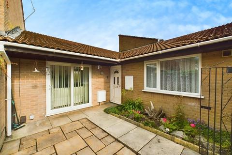 2 bedroom terraced bungalow for sale, Holly Close, Bristol BS5