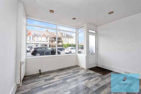 Property to rent, Boundary Road, Hove, BN3