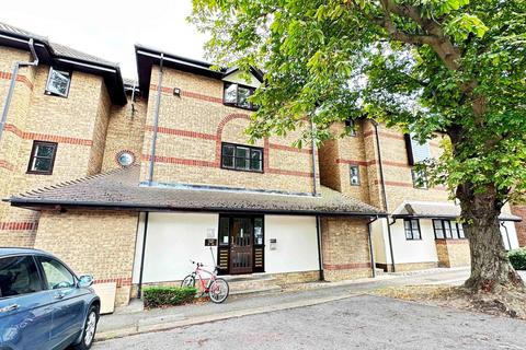 Studio for sale, Clifton Walk, Dartford DA2