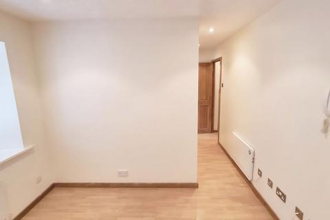 Studio for sale, Clifton Walk, Dartford DA2