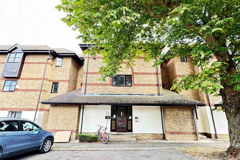 Studio for sale, Clifton Walk, Dartford DA2