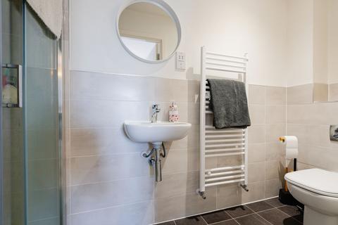 56 Tarka Way, Crediton, EX17 3FG