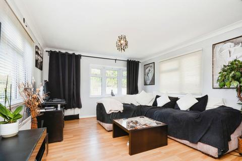 1 bedroom park home for sale, Kings Langley, Hertfordshire, WD4